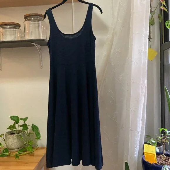 Sleeveless Fit & Flare Knit Midi Sundress - Navy L - Picture 5 of 5